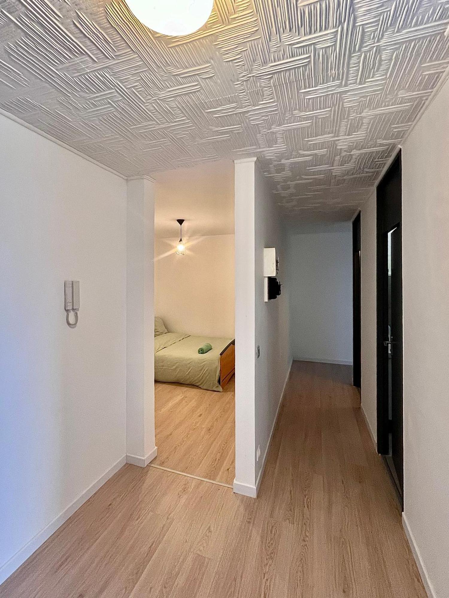 Apparemment Spacieux T5 Lyon Bagian luar foto