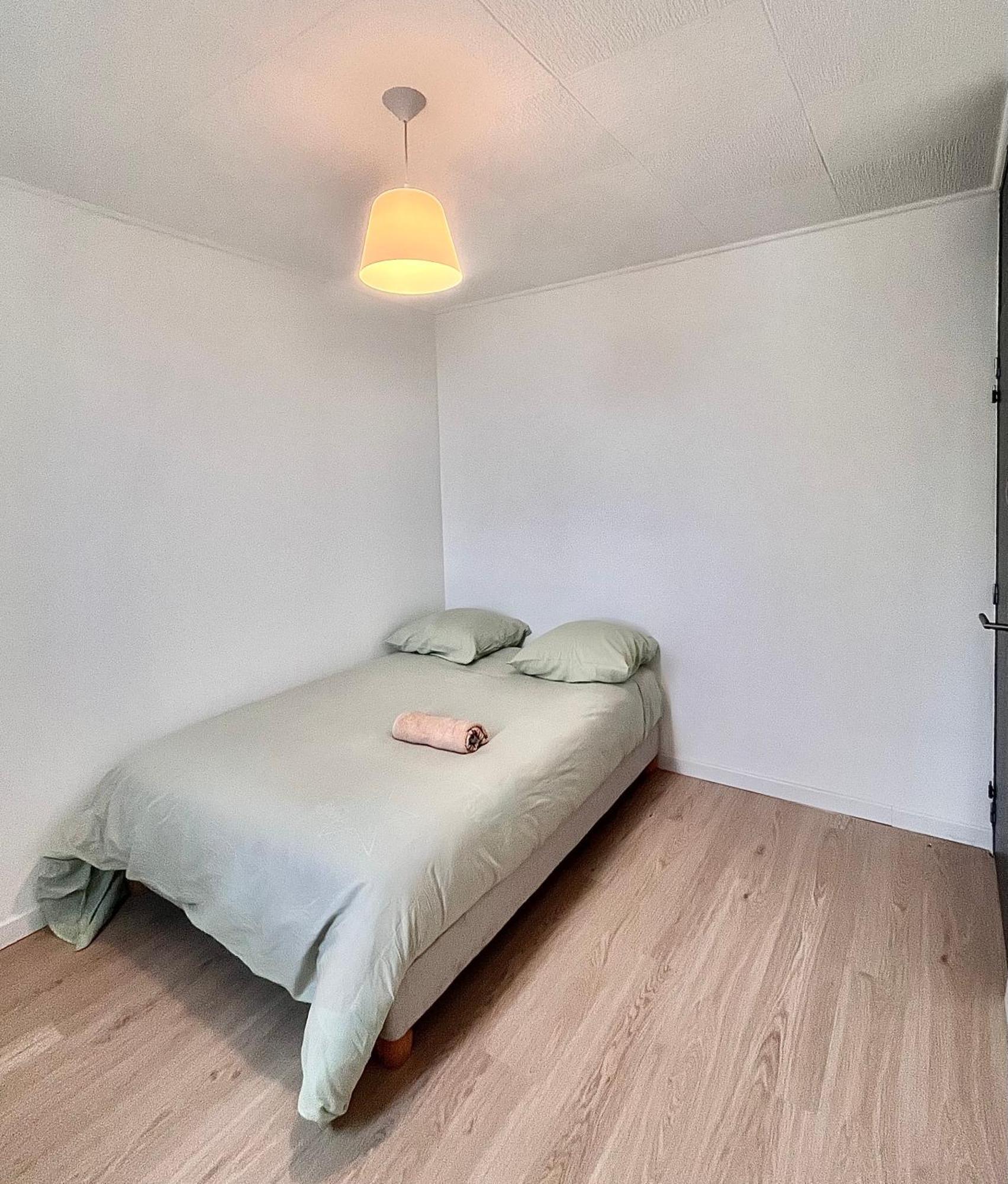 Apparemment Spacieux T5 Lyon Bagian luar foto